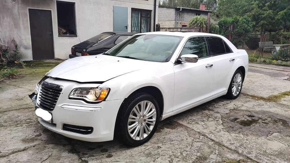 Chrysler 300C Instalacja gazowa, napęd AWD-4X4