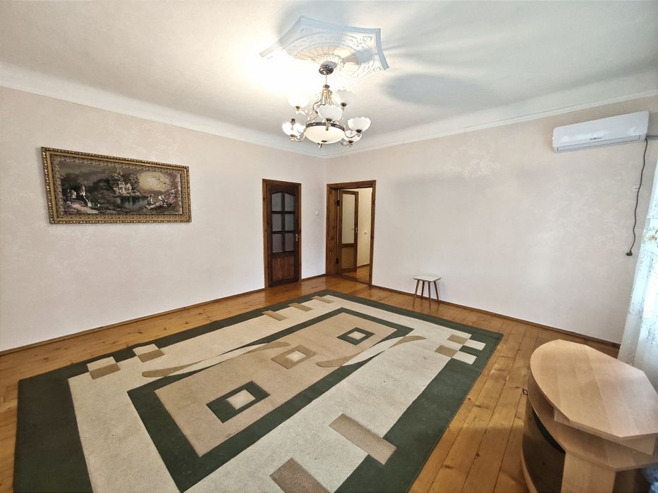 Оренда 4х кімнатного будинку у Дніпровському р-ні (Квітучий)