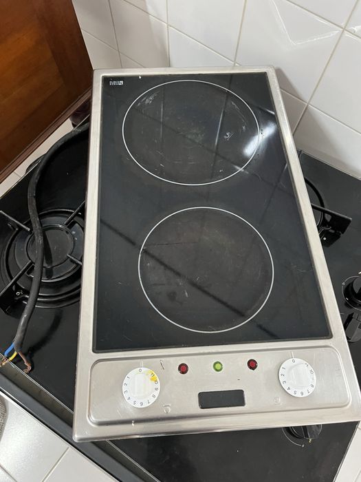 Forno Eletrico + placa a gas + placa vitroceramica