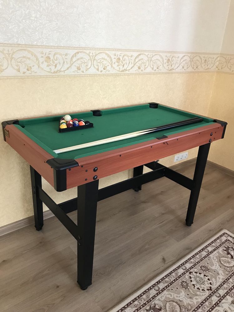 Біл’ярд для квартири/Бильярд