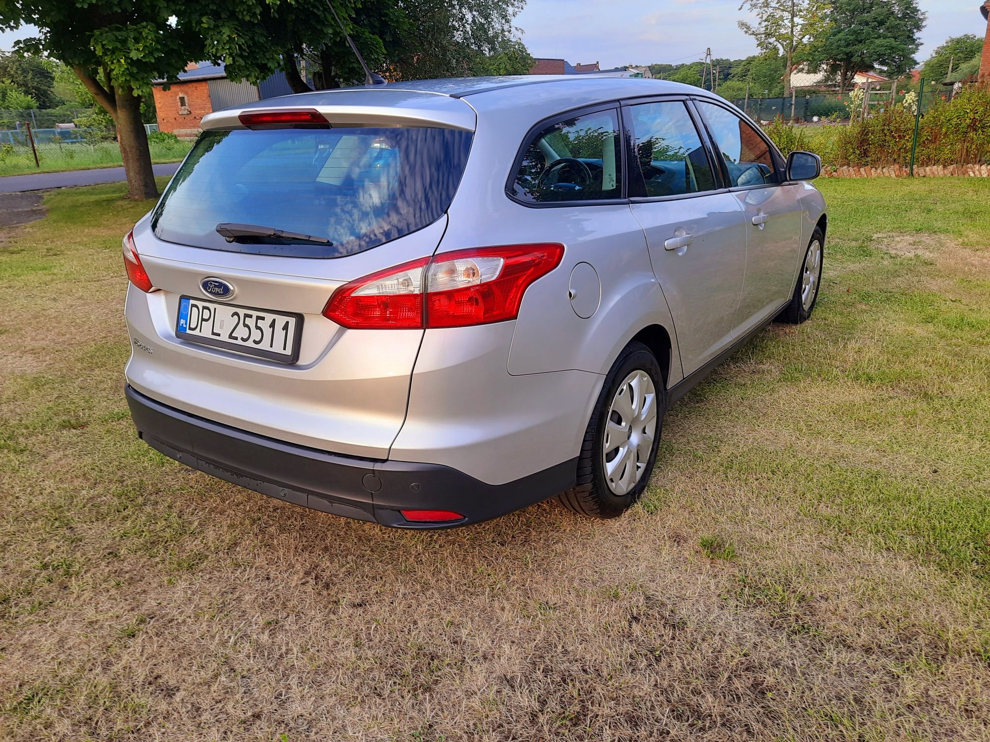 Ford Focus MK3 Salon Polska Oryginalny Niski Przebieg 2 Komplety Kół