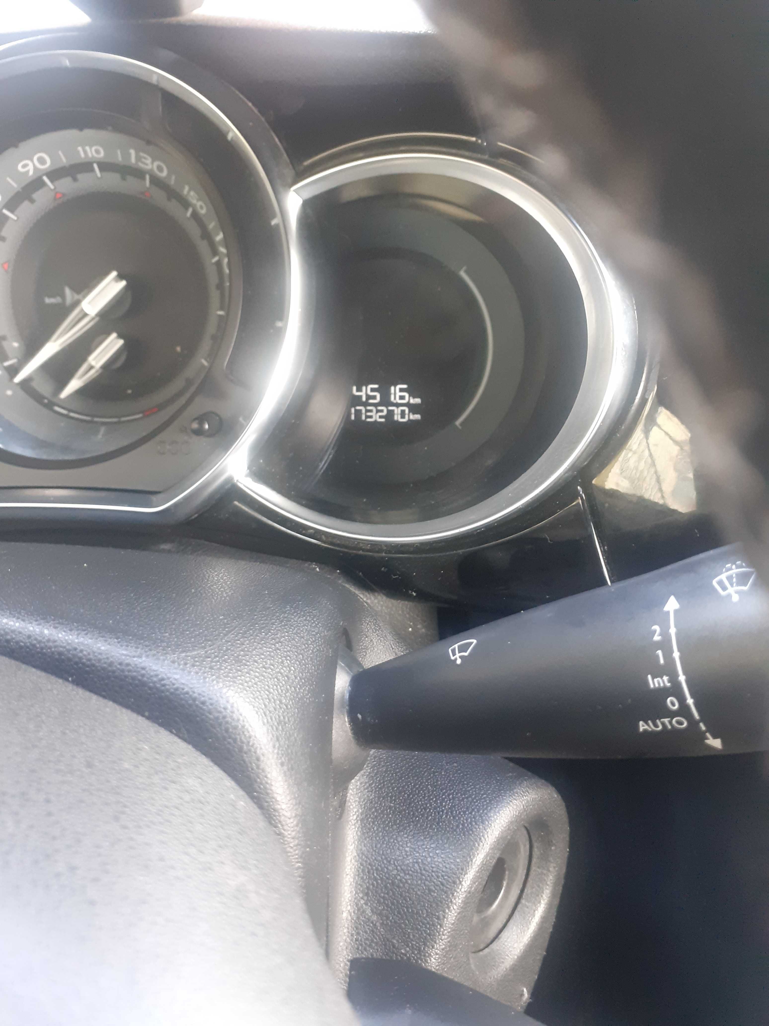 DS3  1.6HDI 120cv sport chic
