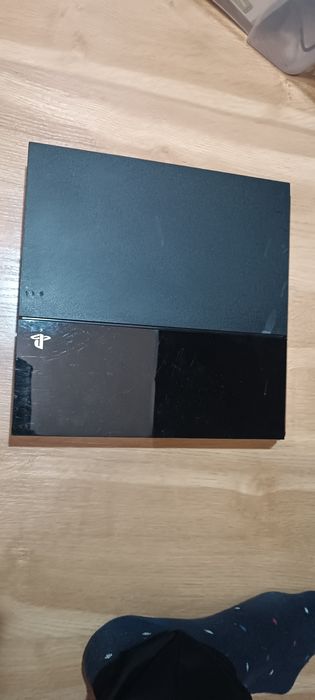 Konsola PS4 - uszkodzona