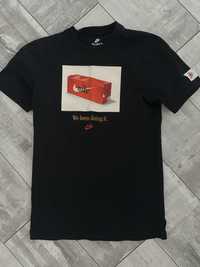 Футболка Nike Tee