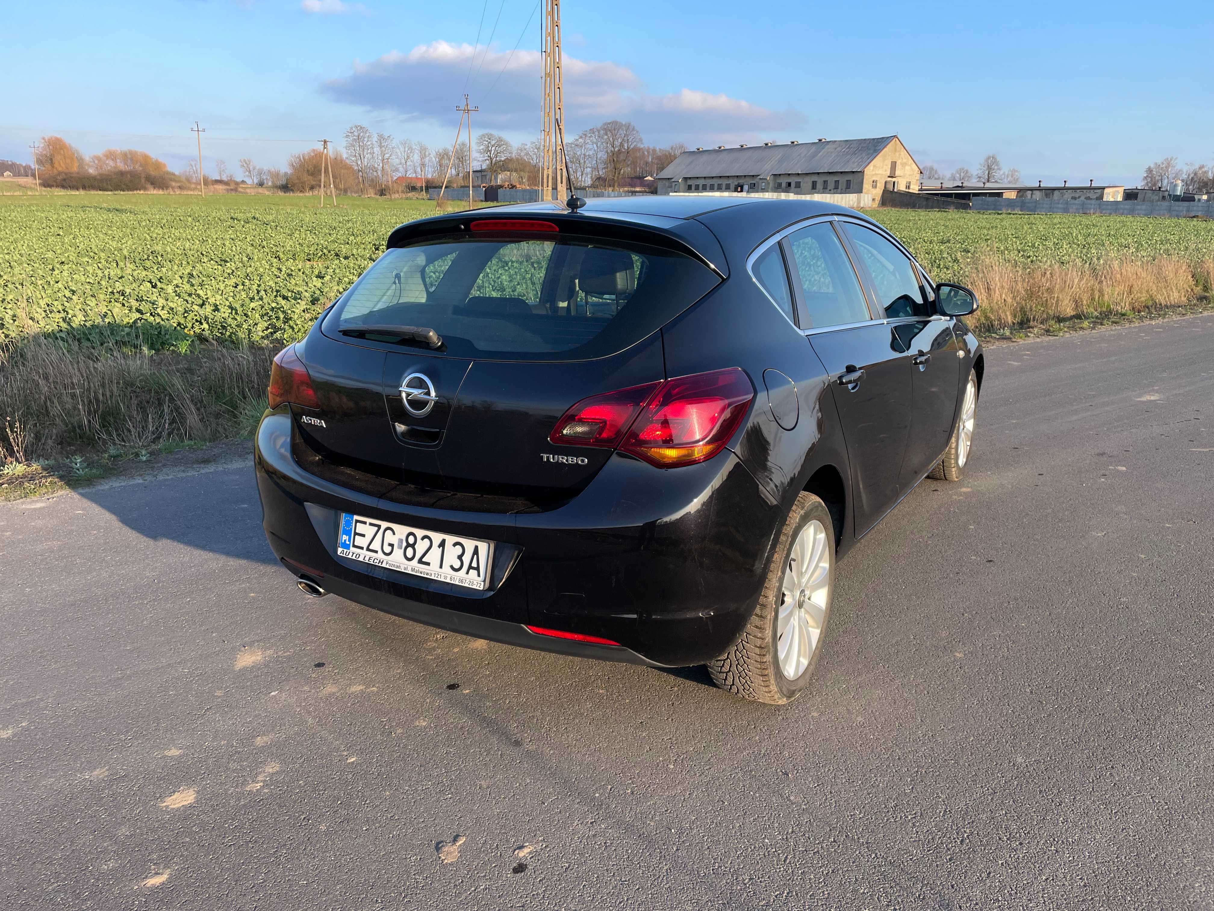 OPEL ASTRA J 1,4 Turbo hatchback - zadbany, niski przebieg!