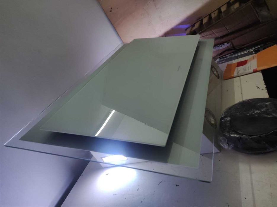 Вытяжка кухонная наклонная витяжка кухонна Klarstein Mirage 90