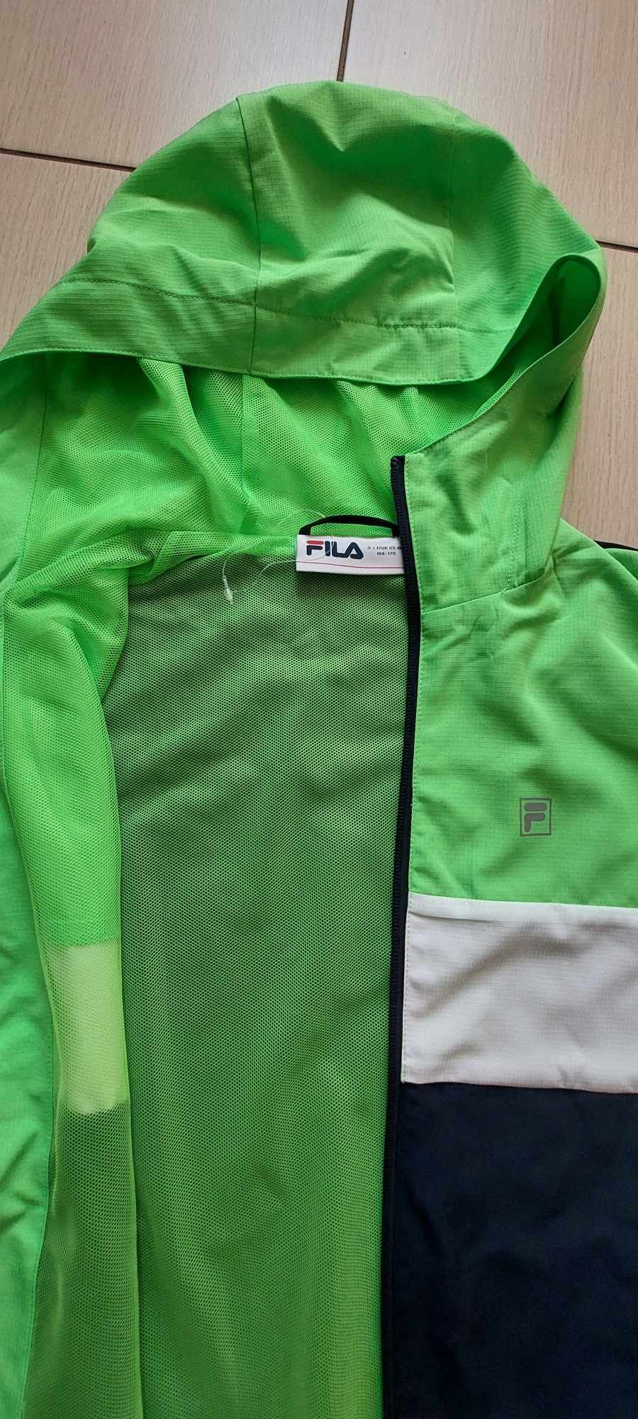 Вітровка Fila. Нова.