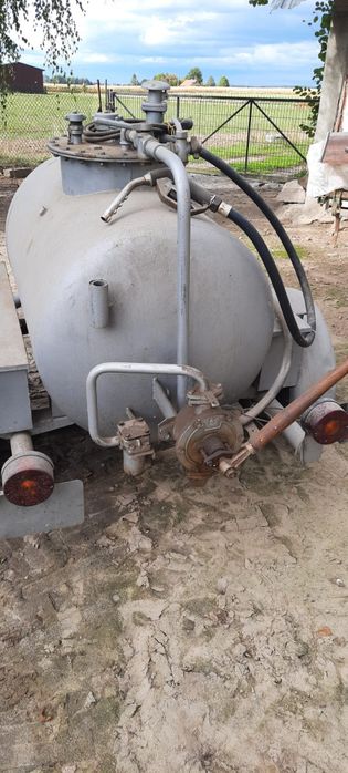 Beczka na paliwo z pompą