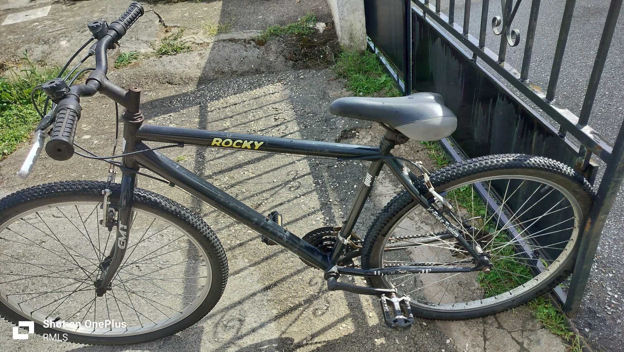 Bicicleta usada em bom estado