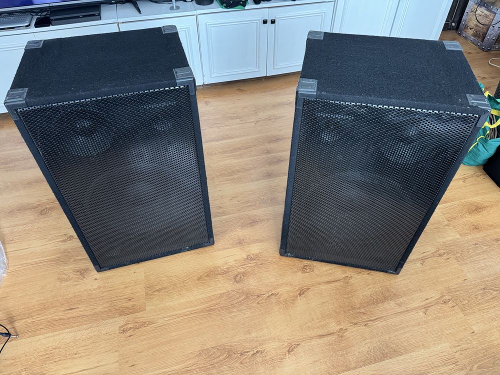 Glosniki estradowe duże +  wzmacniacz, consola Yamaha MG82 cx