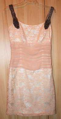 Koronkowa różowa sukienka - rozmiar XS / 34