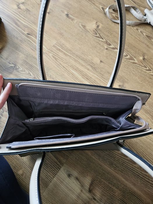 Torebka damska mieści a4