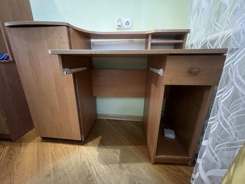 Дитячий меблевий гарнітур