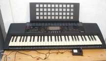 Keyboard Yamaha PSR-320 z osprzętem, klawiatura dynamiczna