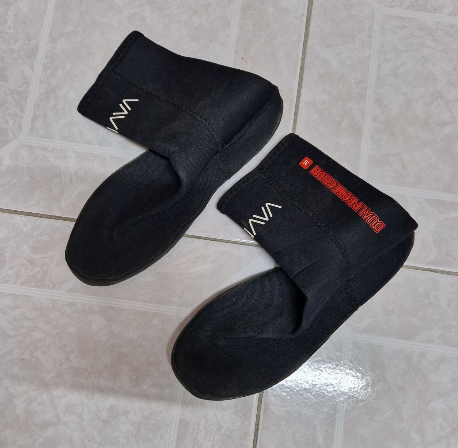 Conjunto mergulho e caça submarina
