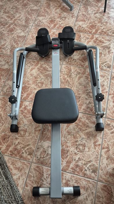 Banco de remo sem uso