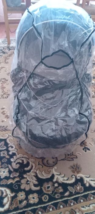 Продам люльку,і дощьовик.