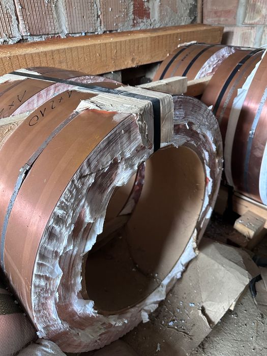 Taśma miedziana w rolce.