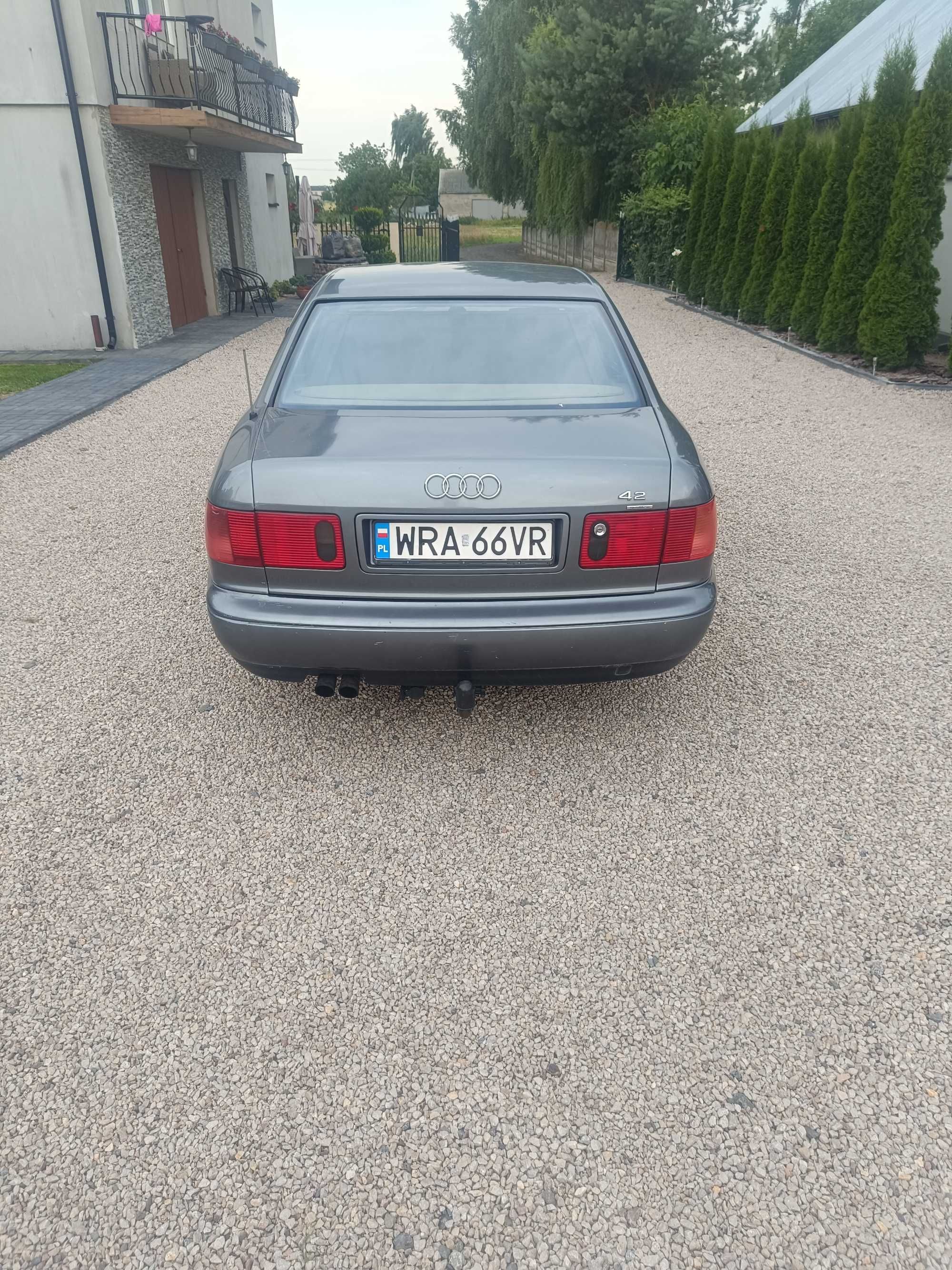 Sprzedam Audi A8 D2