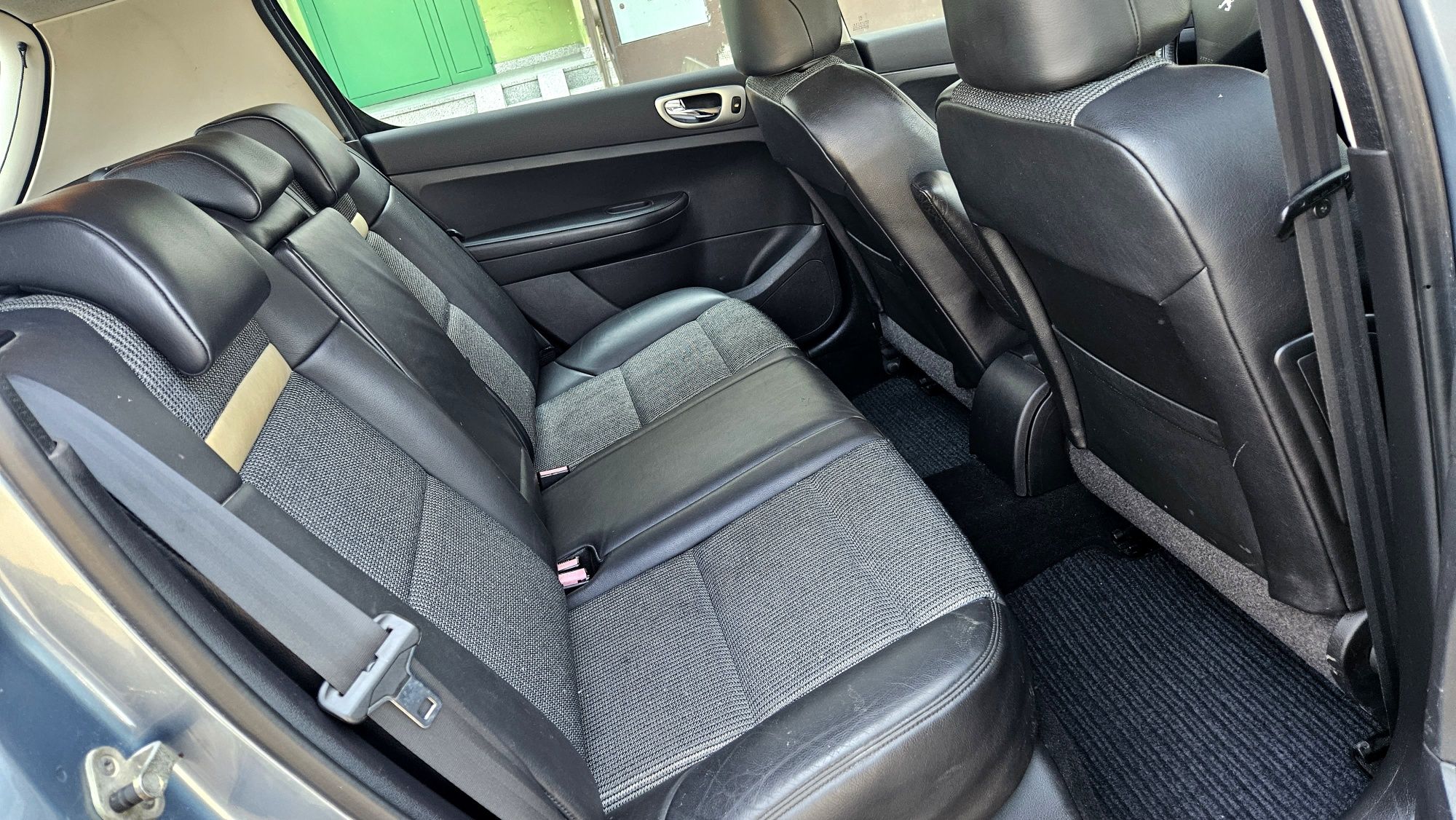 PEUGEOT 307 2.0 HDi 136KM !!Hatchbeck ,SKÓRY ,Śliczny 1 -Właściciel !!