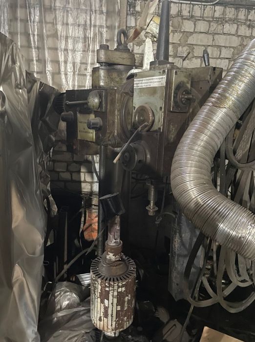 Сверлильный 2к52 радиально