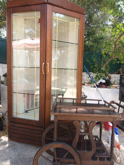 Armário de refrigeração,para sobremesa ou bebidas.