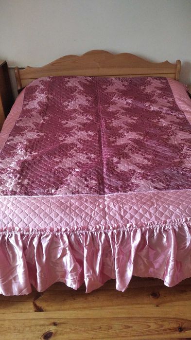 Покривало з рюшками,двоспальне,нове