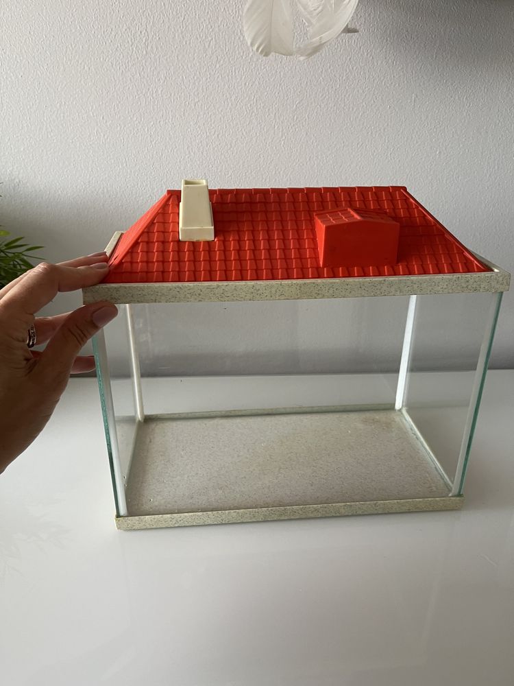 Aquário original casinha