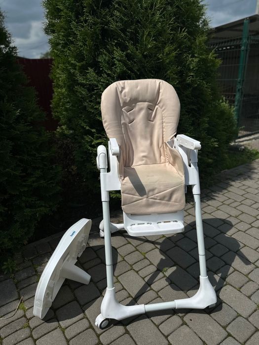 Дитячий стільчик для годування бежевий складний Bambi M