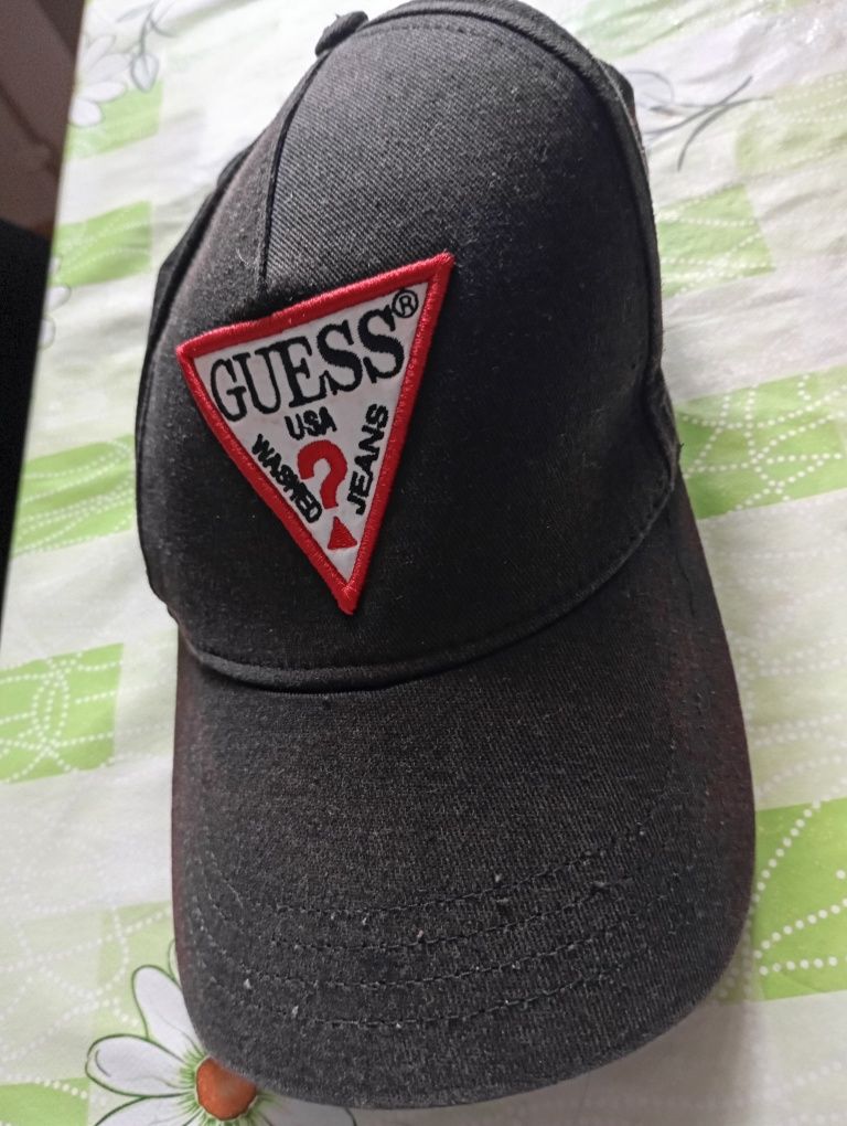 Czapka unisex guess