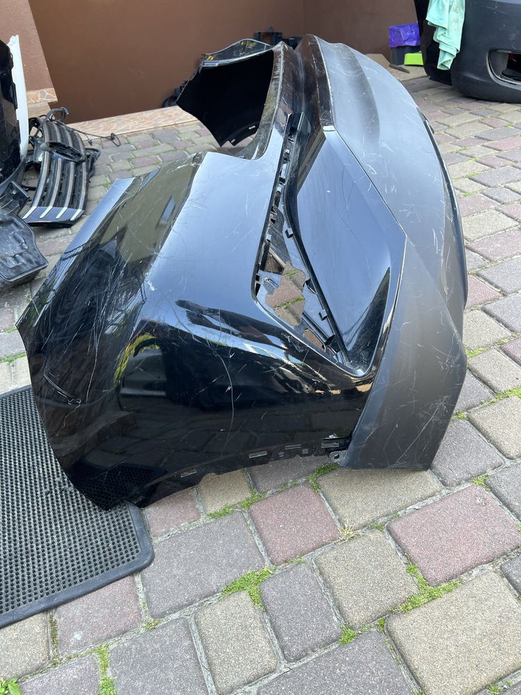 Бампер задній Toyota C-HR 2016-2017-2018-2019-2020