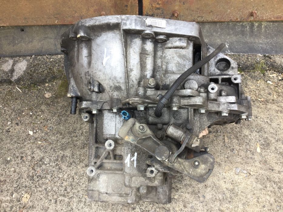 КПП коробка передач Renault Megane 2 Scenic 2 1.9 DCI