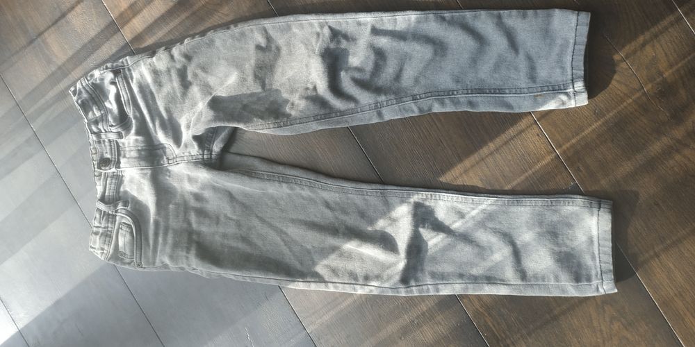 Spodnie szare jeansowe skinny dla szczupłego chłopca 128 7 8 lat