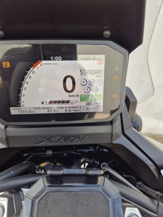 Honda X-ADV 750 ANO 2023