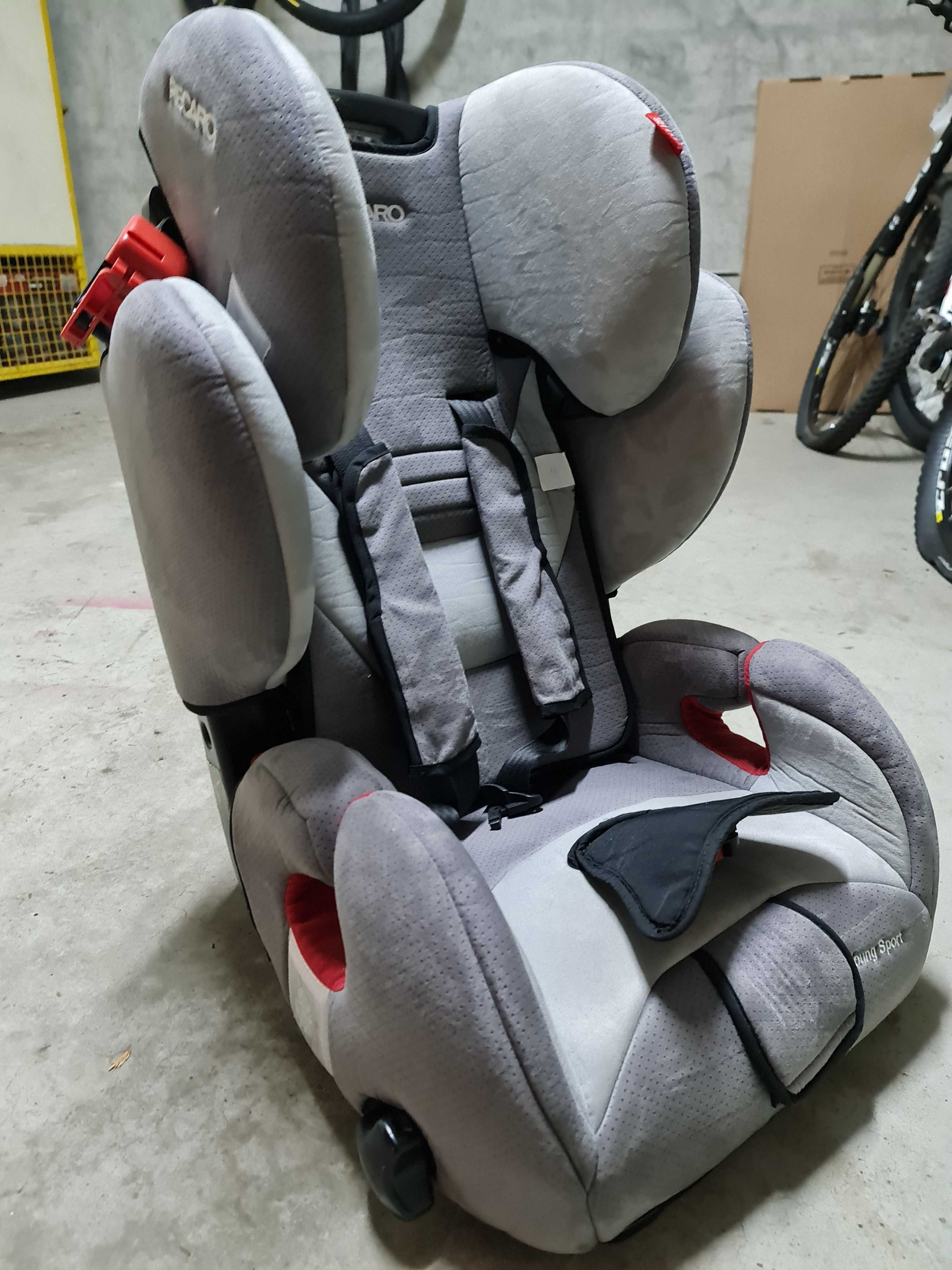 Sprzedam używany fotelik RECARO 9-36 szary