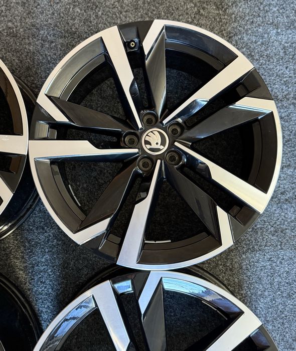 Диски R18 5/100 Skoda Kamiq Scala Fabia Rapid Roomster VW Golf 4 Audi