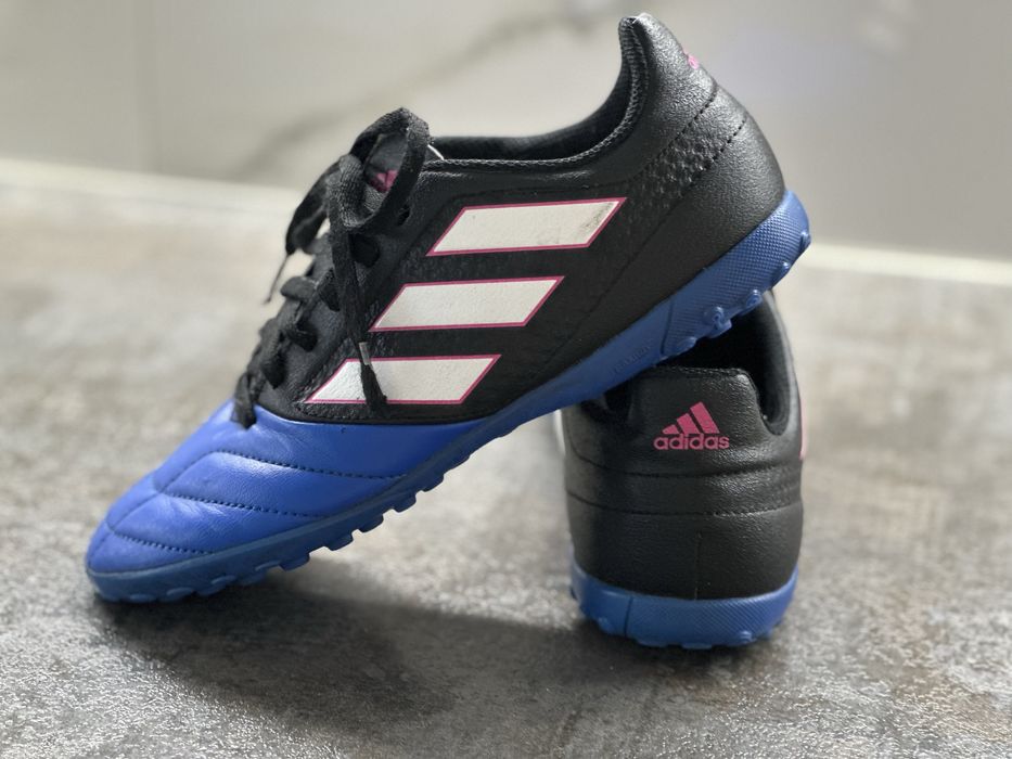 Футзалки бутси сороканіжки Adidas оригінал 37р