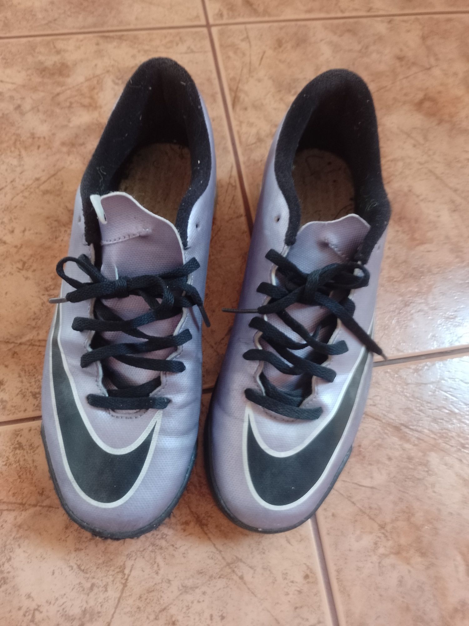 Buty męskie Nike sportowe halówki