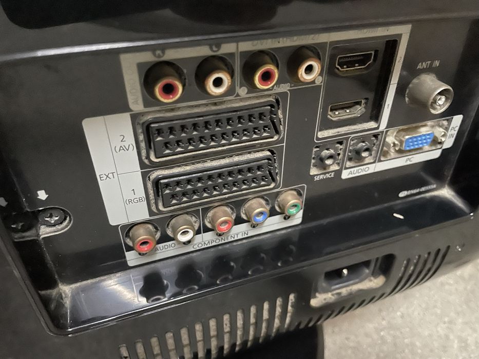 TV Led Samsung 37”