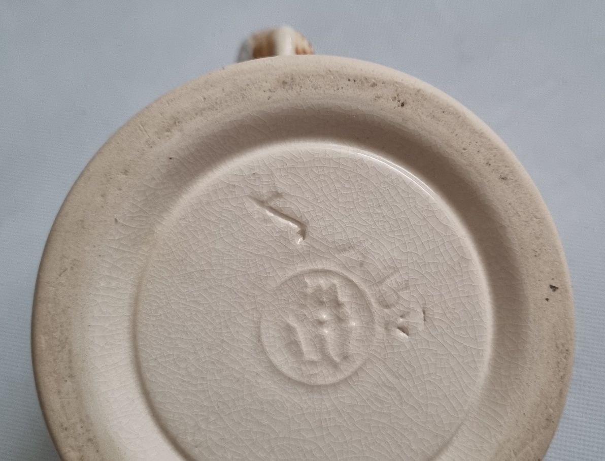 Kufel ceramiczny - sygnowany