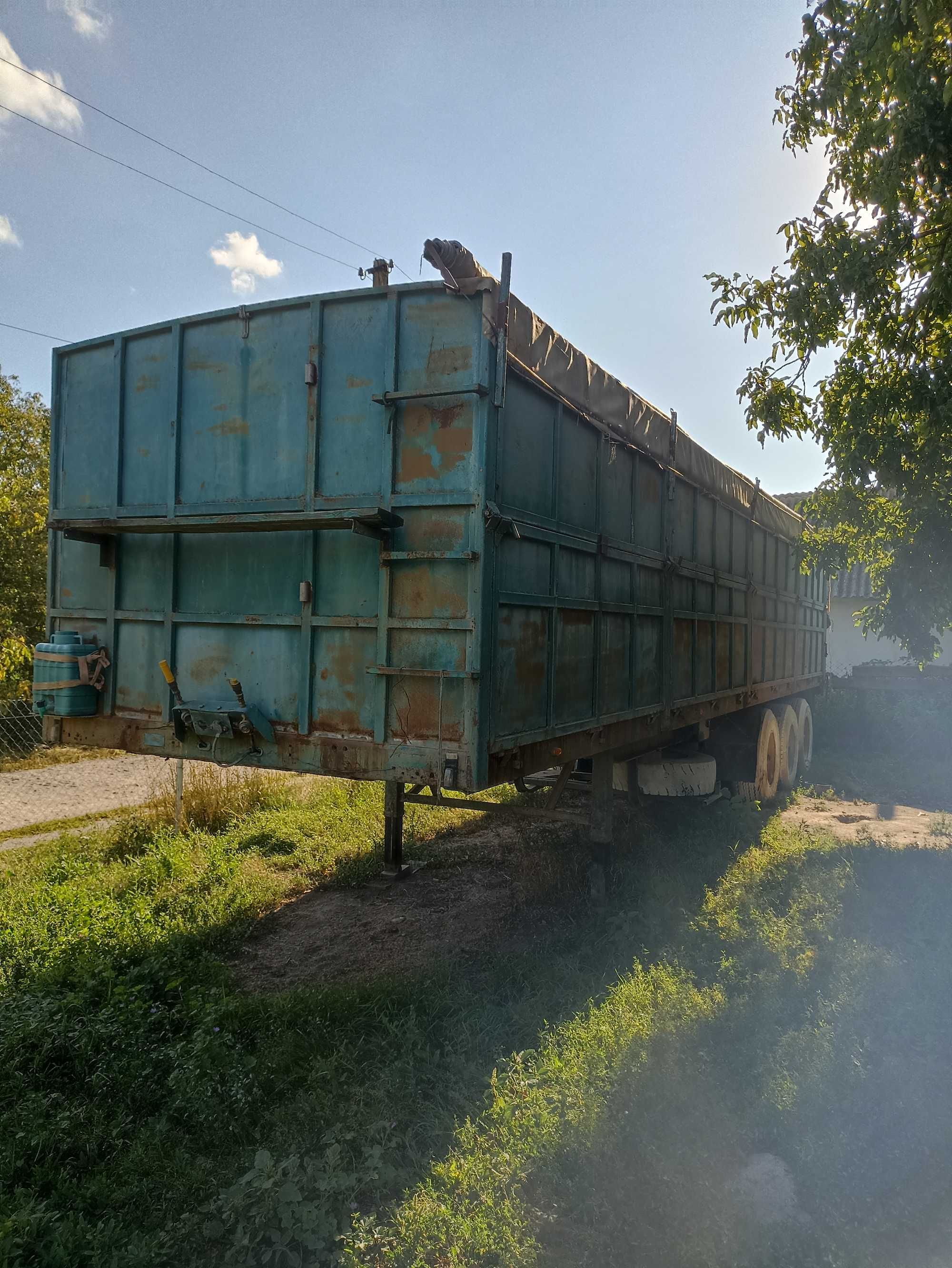 Напівпричіп TRAILOR бортовий
