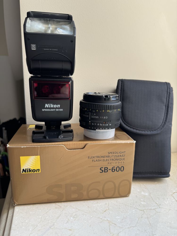 Nikon D90 kit с oбъективом Nikkor 18-105mm AF-S f/3.5-5.6G ED VR
