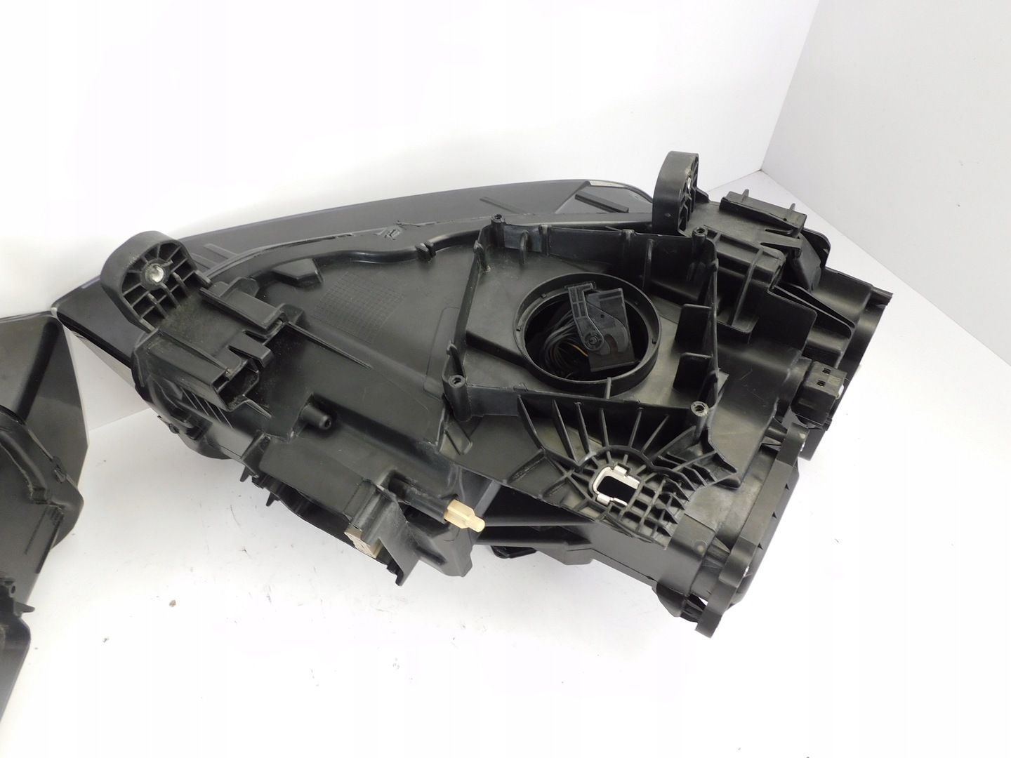 AUDI Q2 81A LAMPA PRAWA LEWA FULL LED 81A941034 81A941033