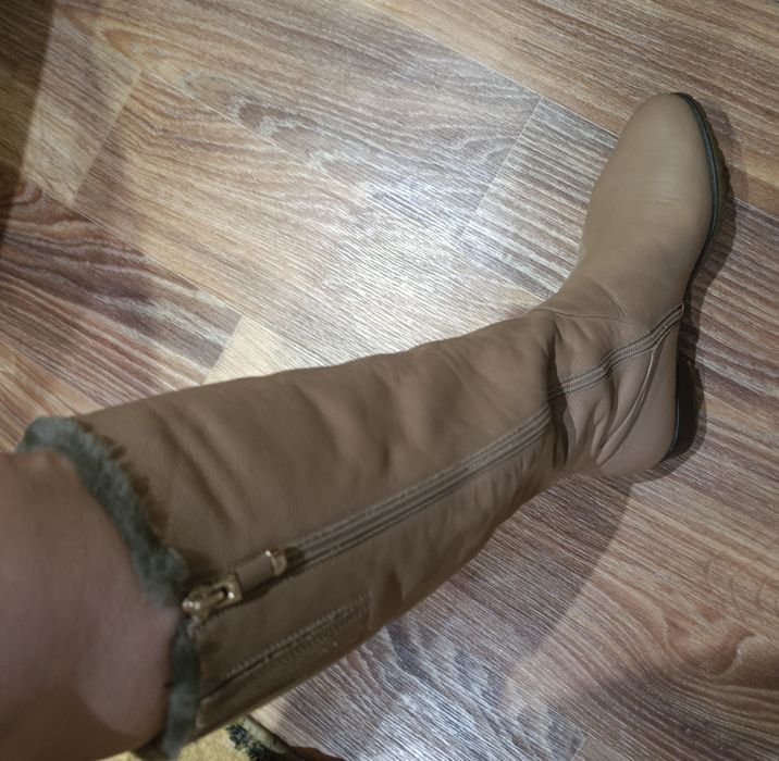 Продам женские сапоги зимние