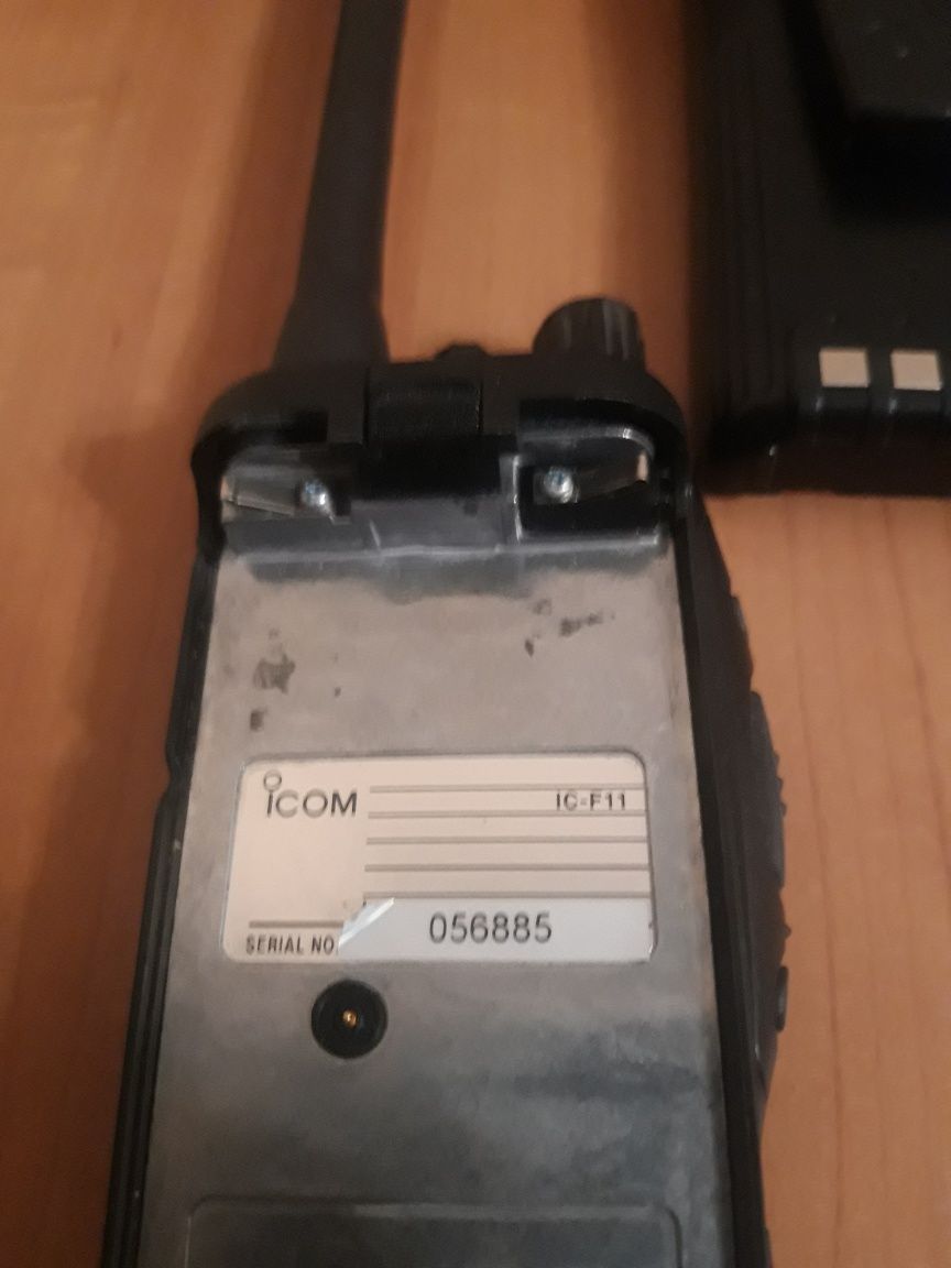 Рації Icom ic-f11