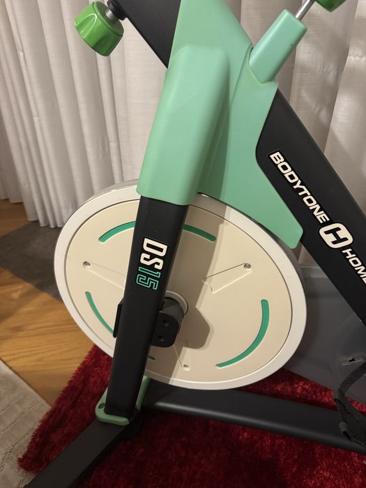 Bicicleta de Spinning BODYTONE DS15 Magnetic (94x55x118 cm)