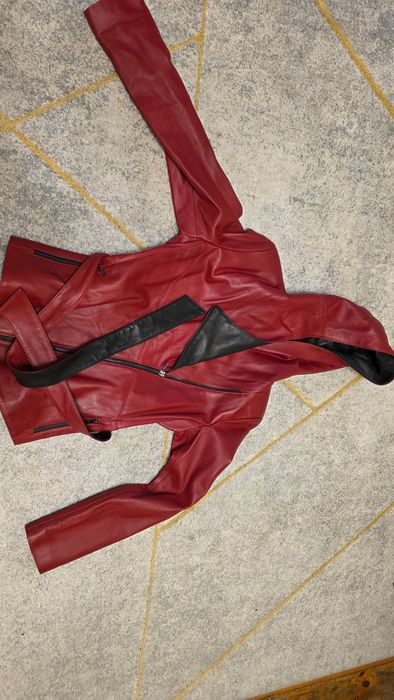 Nowa skórzana kurtka