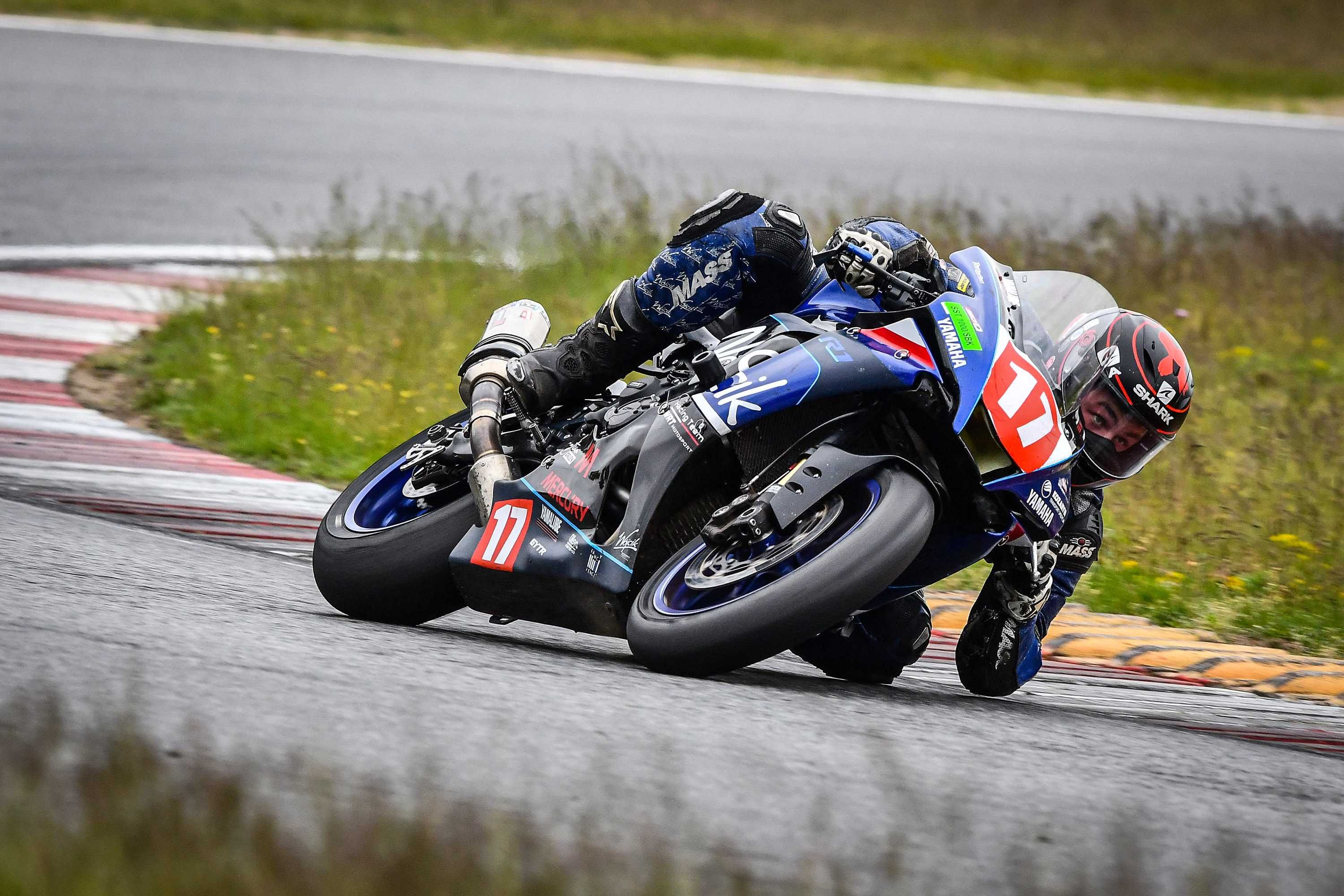 Możliwa Zamiana Yamaha R1 RN65 torówka plus buty kobinezon rękawice