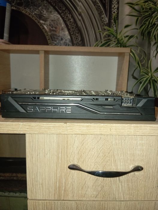 Отличная игровая видеокарта RX 470 4gb