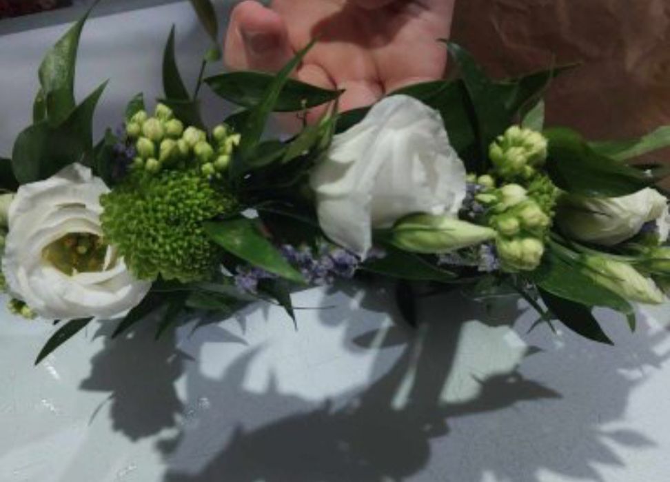 Wianek komunijny lub na inne okazje.sztuczne, żywe